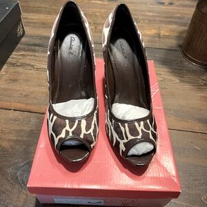 Leopard print wedges, size 8